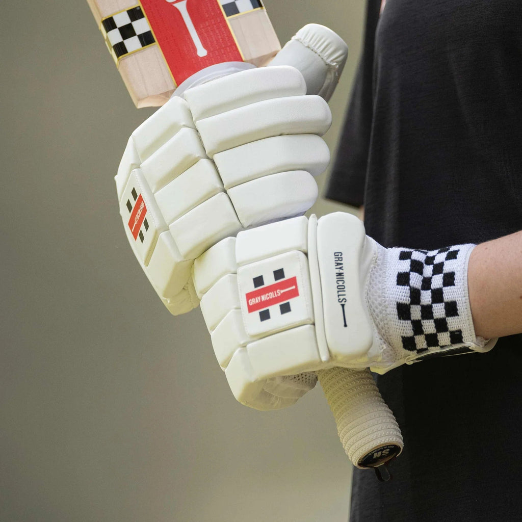 GRAY-NICOLLS Prestige - BATTING GLOVES - Cricket Gloves - Wiz Sports
