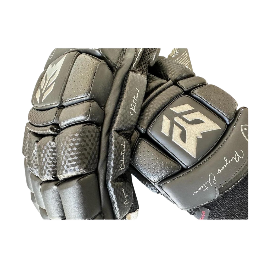 Armour Cricket Players Batting Gloves - Players Grade - Cricket Gloves - Wiz Sports