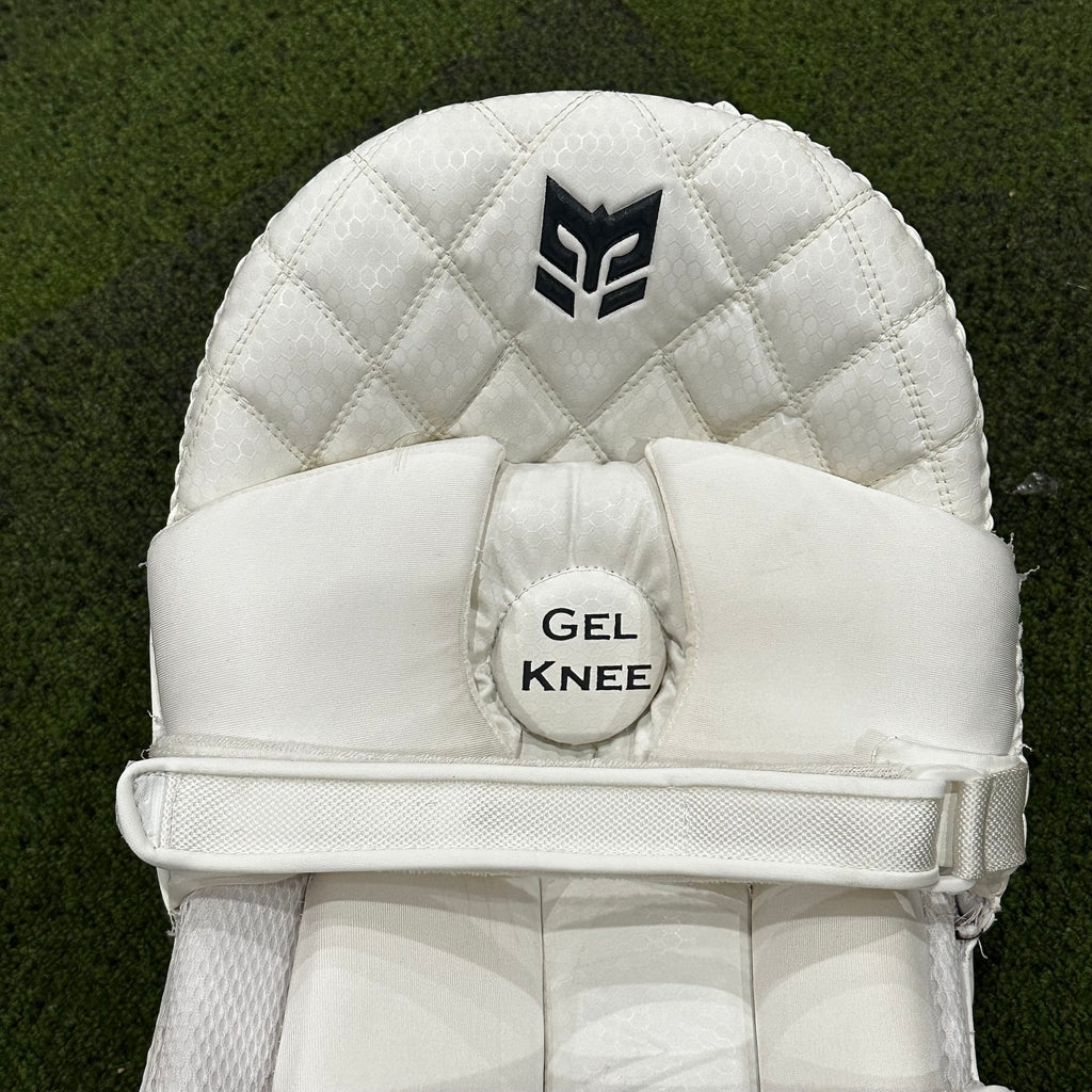 Armour Cricket Legends (Top of the line) Batting Leg Guard with Gel Tech - Players Grade - Cricket Leg Guards - Wiz Sports