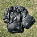 Armour Legends Black Wicket Keeping Gloves