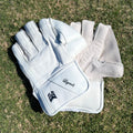 Armour Legends White Wicket Keeping Gloves - Adults
