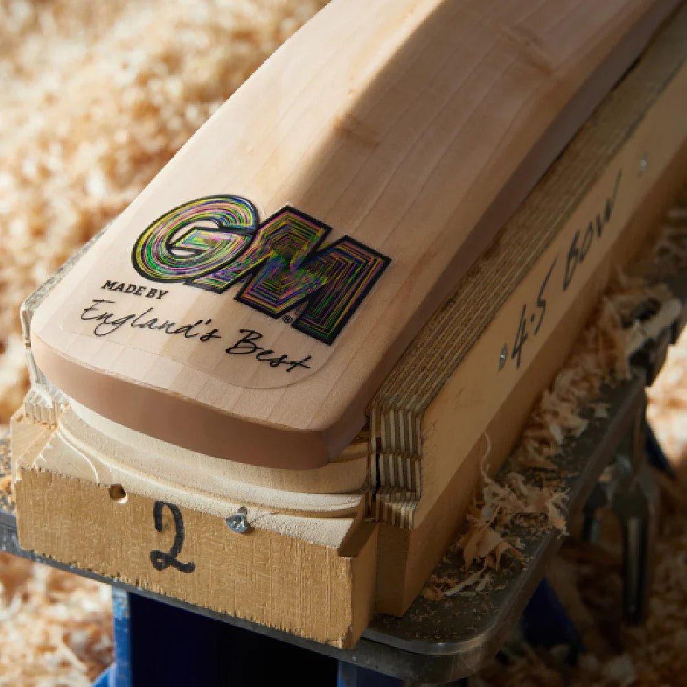 Gunn & Moore Matt Short Players Edition EW Cricket Bat – Senior - Cricket Bat - Wiz Sports