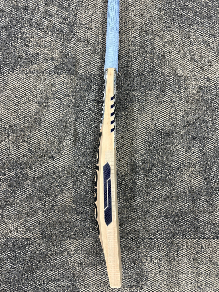 New Balance TC 600i English Willow Cricket Bat - Wiz Sports