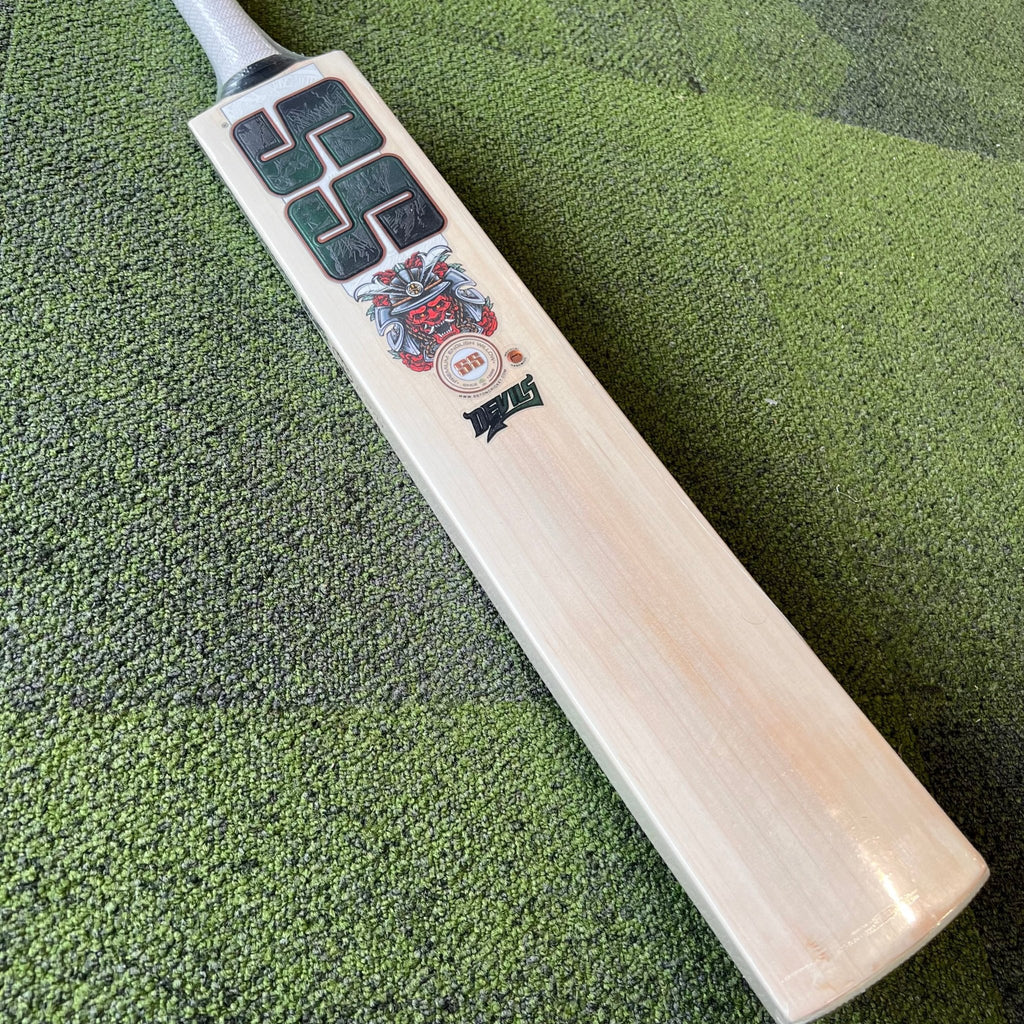 SS Devils Green English Willow Cricket Bat (thick edges - for power hitting) - Cricket Bats - Wiz Sports