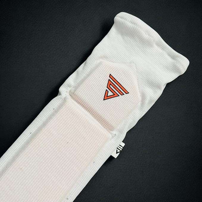 VERSANT SHUBMAN GILL EDITION ARM GUARD 25/26 EDITION - Arm Guard - Wiz Sports
